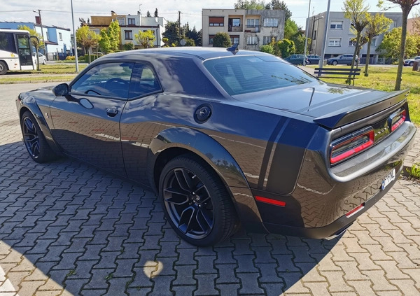 Dodge Challenger cena 219900 przebieg: 6490, rok produkcji 2021 z Kórnik małe 232